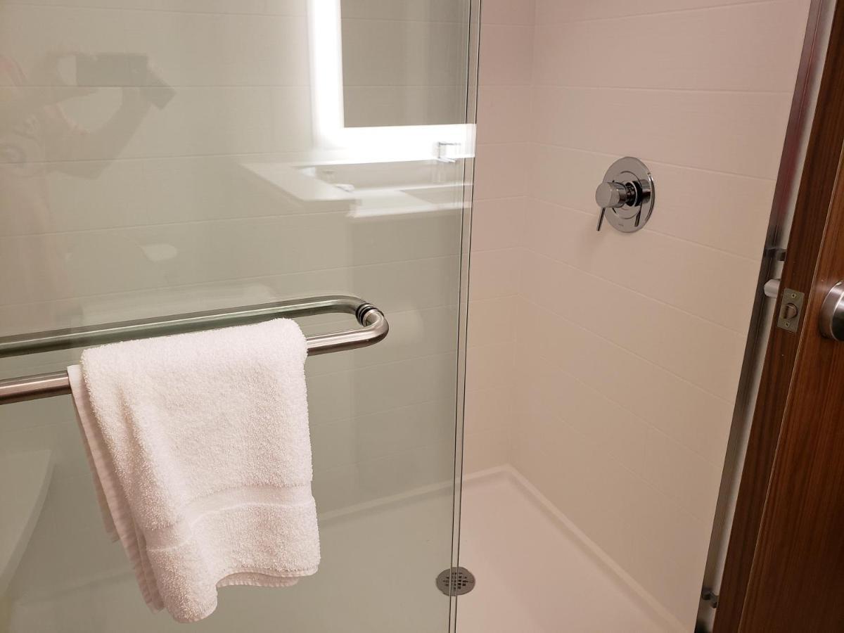 Holiday Inn Express & Suites - Savannah N - Port Wentworth By Ihg Dış mekan fotoğraf