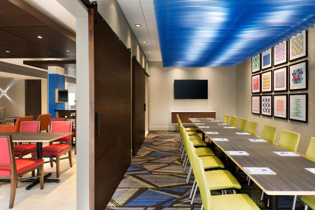 Holiday Inn Express & Suites - Savannah N - Port Wentworth By Ihg Dış mekan fotoğraf